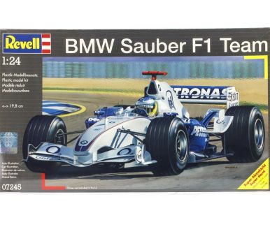 Red Bull RB8 Formula 1 World Championship 2012 1/24 - Revell - 07074